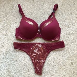 NWT Body By Victoria Set